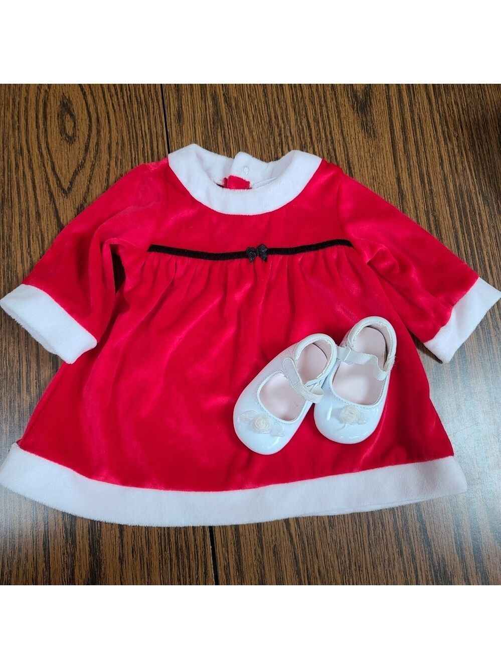 Carter's Just One Year Infant girls Xmas outfit 0-3months Dress and shoes - Picture 3 of 6